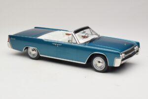 Lincoln Continental Convertible Turkizna Metalik KK-Scale 1:18 KKDC181524 Kovina – slika 5 od 7