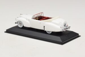Lincoln Continental Kabriolet Bela Minichamps 1:43 400082501 Kovina – slika 3 od 5