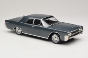 Lincoln Continental Siva Metalik Marnie KK-Scale 1:18 KKDC181482 Kovina – slika 4 od 6