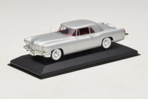 Lincoln Continental Mark II Srebrna Minichamps 1:43 400082301 Kovina – slika 2 od 4