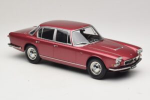 Maserati Quattroporte I Rdeča Metalik KK-Scale 1:18 KKDC181512 Kovina – slika 4 od 6