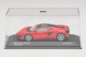 McLaren 570GT Vermillion Red Minichamps 1:43 537154522 Diecast – slika 4 od 5