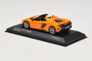 McLaren 675LT Spider Oranžen Minichamps 1:43 537154431 Diecast – slika 3 od 5