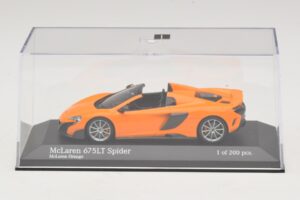 McLaren 675LT Spider Oranžen Minichamps 1:43 537154431 Diecast – slika 4 od 5