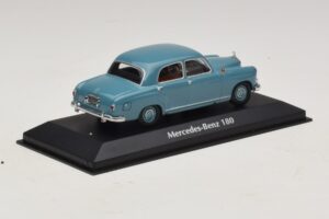 Mercedes 180 W120 Moder Maxichamps 1:43 940033102 Diecast – slika 2 od 5