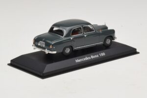 Mercedes 180 W120 Siv Maxichamps 1:43 940033100 Kovina – slika 2 od 5