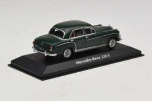 Mercedes 220 S W180 Temno Zelen Maxichamps 1:43 940033001 Diecast – slika 2 od 5