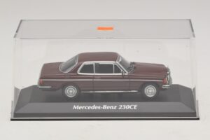 Mercedes 230 CE C123 Rdeč Maxichamps 1:43 940032221 Diecast – slika 4 od 5