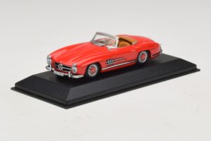 Mercedes 300 SL W198 Rdeč Z Rjavo Notranjostjo Minichamps 1:43 MB009 Diecast – slika 2 od 5