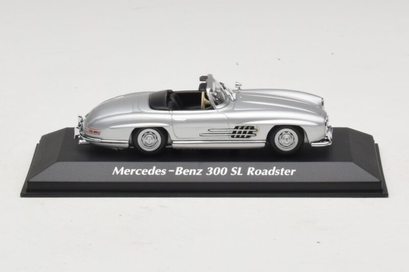 Mercedes 300 SL W198 Roadster Srebrn Maxichamps 1:43 940039030 Diecast