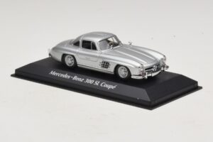 Mercedes 300 SL W198 Srebrn Maxichamps 1:43 940039000 Kovina – slika 3 od 5