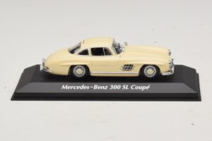 Mercedes 300 SL W198 Bel Maxichamps 1:43 940039002 Diecast