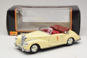 Mercedes 300S Kremna Maisto 1:18 31806 Kovina – slika 8 od 8