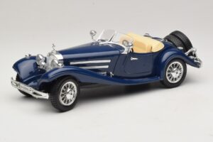 Mercedes 500K Roadster Moder Bburago 1:20 Mercedes 500K Roadster Moder Bburago 1:20 3070 Kovina