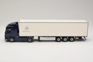 Mercedes Actros 1044 Modra Minichamps 1:43 B66000604 Kovina – slika 3 od 7
