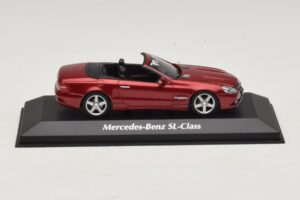 Mercedes SL R230 Rdeča Metalik Maxichamps 1:43 940037530 Diecast