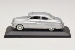 Mercury Monterey Srebrna Minichamps 1:43 Mercury Monterey Srebrna Minichamps 1:43 400082404 Kovina