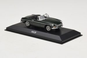 MG MGB Mk1 Zelen Maxichamps 1:43 940131031 Kovina – slika 3 od 5