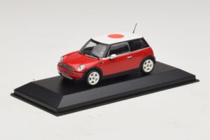 Mini Cooper One R50 Rdeč Z Japonsko Zastavo Minichamps 1:43 MINI034 Kovina – slika 2 od 5