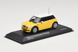 Mini Cooper One R50 z Aero Paketom Rumen Minichamps 1:43 431138274 Diecast – slika 2 od 4