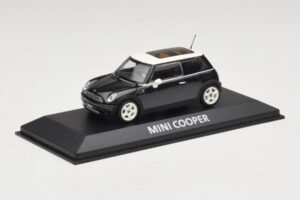 Mini Cooper S R53 Temno Zelen S Panoramsko Streho Minichamps 1:43 MINI015 Diecast – slika 2 od 4