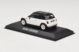 Mini Cooper S R53 Bel S Črno Streho Minichamps 1:43 MINI027 Kovina – slika 3 od 4