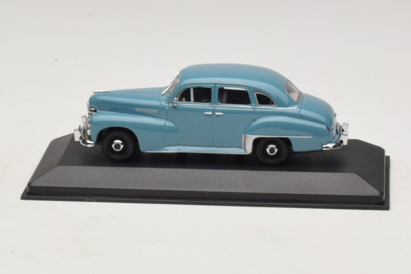 Opel Kapitän Moder Minichamps 1:43 Opel Kapitän Moder Minichamps 1:43 430043308 Kovina
