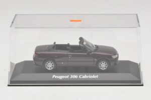 Peugeot 306 Kabriolet Vijolična Metalik Maxichamps 1:43 940112834 Kovina – slika 4 od 5