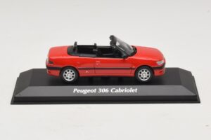Peugeot 306 Kabriolet Rdeč Maxichamps 1:43 Peugeot 306 Kabriolet Rdeč Maxichamps 1:43 940112830 Diecast