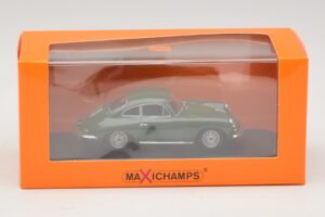 Porsche 356C Carrera 2 Temno Zelen Maxichamps 1:43 940062360 Diecast – slika 5 od 5