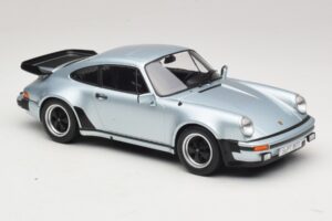 Porsche 911 930 Turbo 3.3 Srebrn KK-Scale 1:18 KKDC181444 Kovina – slika 4 od 6