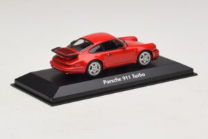 Porsche 911 964 Turbo Rdeč Maxichamps 1:43 940069102 Kovina – slika 2 od 5