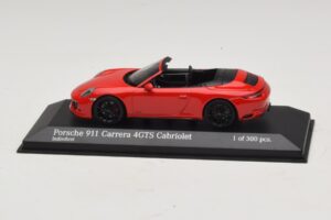 Porsche 911 991.1 Carrera 4 GTS Kabriolet Rdeč Minichamps 1:43 410067330 Kovina