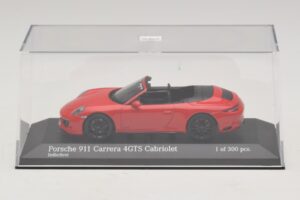 Porsche 911 991.1 Carrera 4 GTS Kabriolet Rdeč Minichamps 1:43 410067330 Kovina – slika 4 od 5