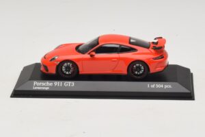 Porsche 911 991.1 GT3 Oranžen Minichamps 1:43 410066024 Kovina