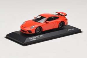 Porsche 911 991.1 GT3 Oranžen Minichamps 1:43 410066024 Kovina – slika 2 od 5