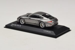 Porsche 911 991.1 R Srebrn Minichamps 1:43 410066224 Diecast – slika 3 od 5
