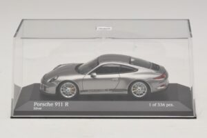 Porsche 911 991.1 R Srebrn Minichamps 1:43 410066224 Diecast – slika 4 od 5
