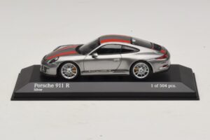 Porsche 911 991.1 R Srebrna Z Oranžnimi Črtami Minichamps 1:43 410066222 Kovina