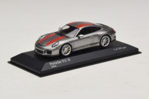Porsche 911 991.1 R Srebrna Z Oranžnimi Črtami Minichamps 1:43 410066222 Kovina – slika 2 od 5