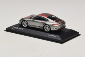 Porsche 911 991.1 R Srebrna Z Oranžnimi Črtami Minichamps 1:43 410066222 Kovina – slika 3 od 5