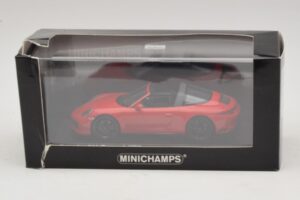 Porsche 911 991.1 Targa 4 GTS Rdeč Minichamps 1:43 410067340 Kovina – slika 5 od 5