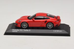 Porsche 911 991.1 Turbo S Rdeč Minichamps 1:43 410067170 Diecast