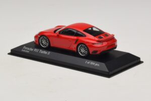 Porsche 911 991.1 Turbo S Rdeč Minichamps 1:43 410067170 Diecast – slika 3 od 5