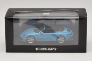 Porsche 911 991.2 Carrera 4 Kabriolet Moder Minichamps 1:43 410067232 Kovina – slika 5 od 5
