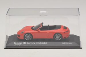 Porsche 911 991.2 Carrera 4 Kabriolet Oranžen Minichamps 1:43 410067231 Kovina – slika 4 od 5
