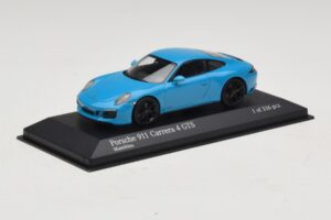 Porsche 911 991.2 Carrera 4 GTS Miami Blue Minichamps 1:43 410067322 Kovina – slika 2 od 5