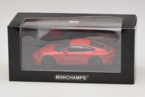 Porsche 911 991.2 Carrera 4 GTS Rdeč Minichamps 1:43 410067320 Kovina – slika 5 od 5