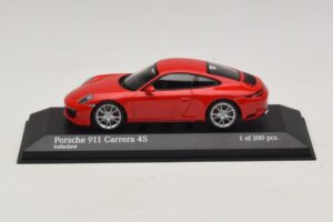 Porsche 911 991.2 Carrera 4S Rdeč Minichamps 1:43 410067240 Kovina