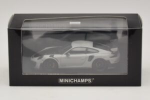Porsche 911 991.2 GT2 RS Chalk Minichamps 1:43 410067237 Kovina – slika 5 od 5